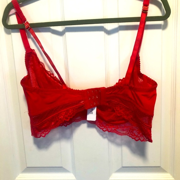 Red Lace Bra new with tags! - Picture 3 of 4